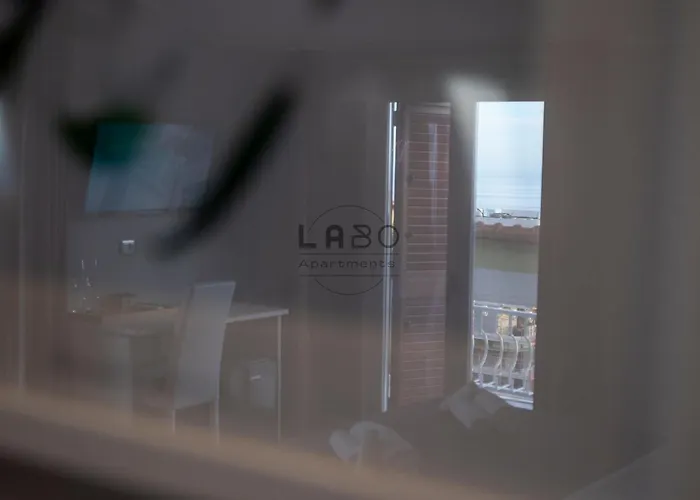 Agape In 4* トロペーア