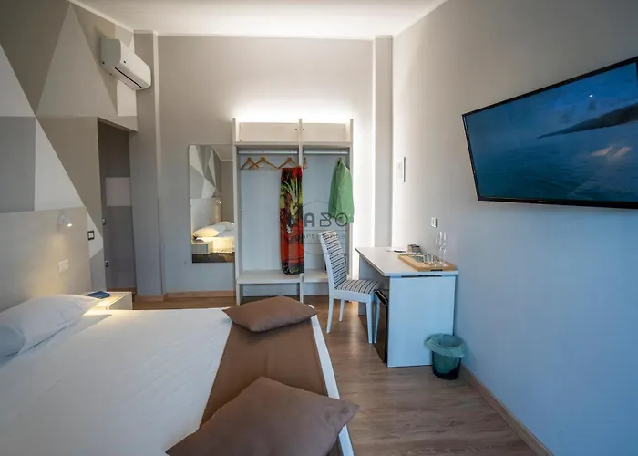 Agape In 4* トロペーア