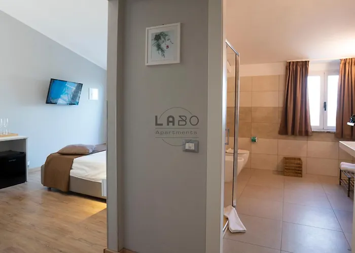 ゲストハウス Agape In トロペーア