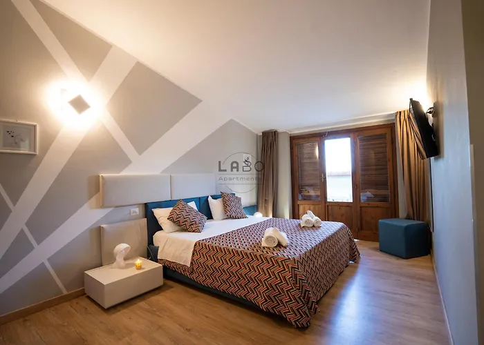 ゲストハウス Agape In トロペーア