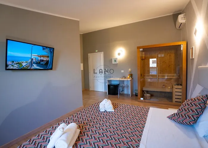 ゲストハウス Agape In トロペーア