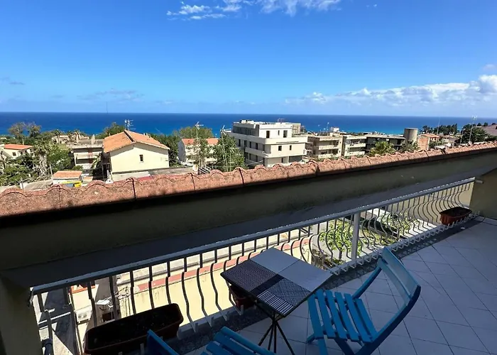 ゲストハウス Agape In トロペーア